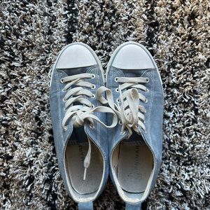 Blue converse (not converse brand)